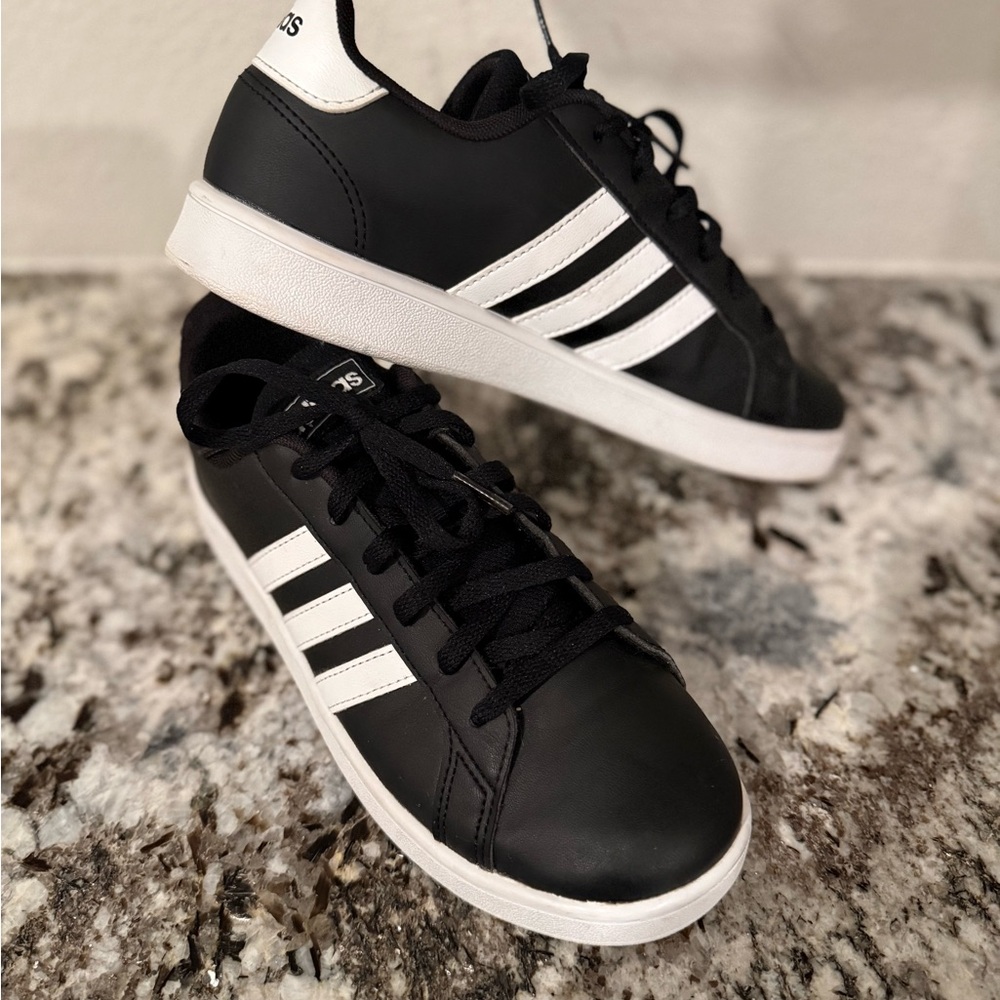 Adidas Grand Court Big Kids Lifestyle Tennis Shoe